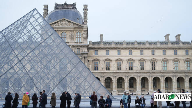 Police in France detain 9 people in suspected massive Louvre ticket fraud scheme
