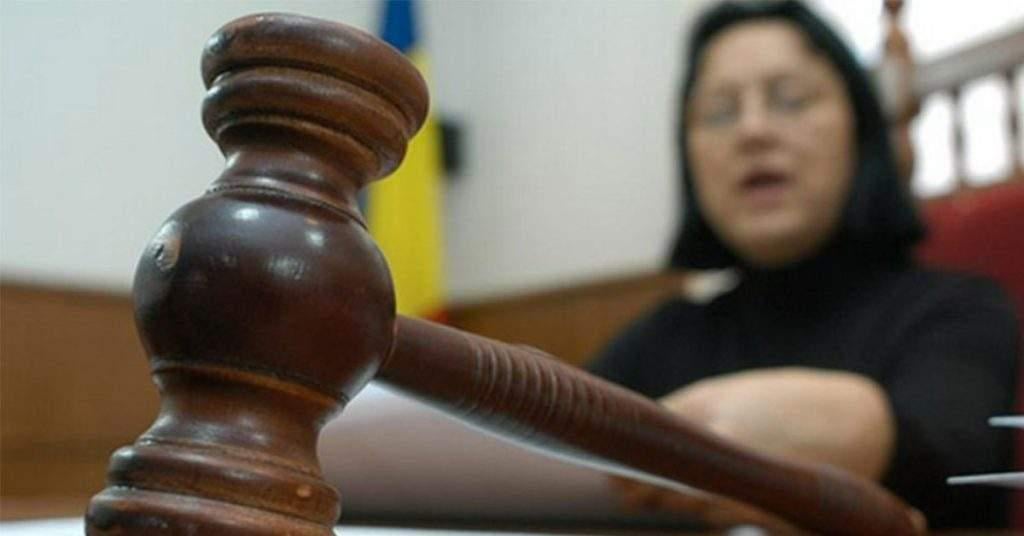 Despite reducing his pension, a judge sentenced a corrupt man instead of letting him go