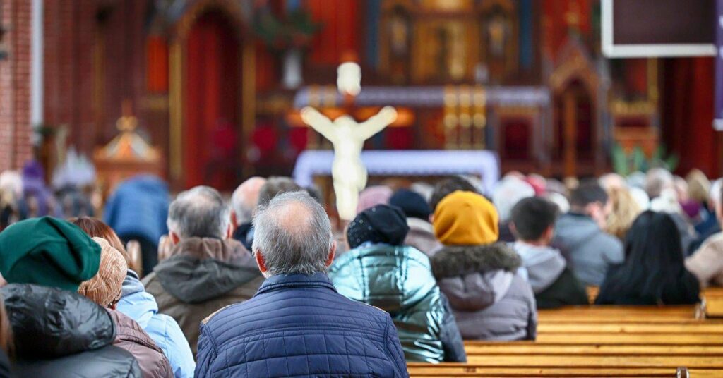 They want to introduce a new tax on the Church. As much as 8 percent deducted from the salaries of people belonging to a church or religious association. [Obywatelska petycja jest analizowana przez MF i MSWiA]