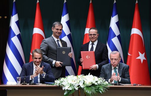 Why is it in Greece’s best interests to strengthen ties with Türkiye?