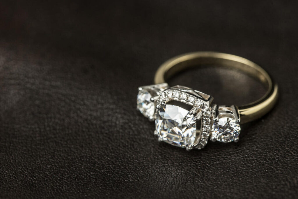 Diamond ring worth over four thousand euros seized at the border between Serbia and North Macedonia