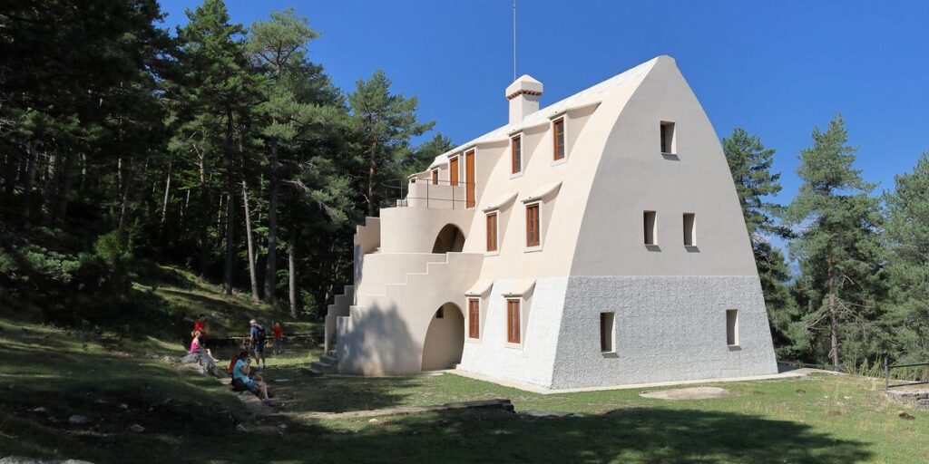 A Mystery Spanish Chalet Is Uncovered as the Work of Antoni Gaudí