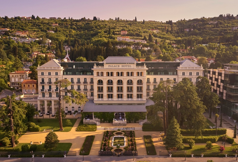 Minor hotels