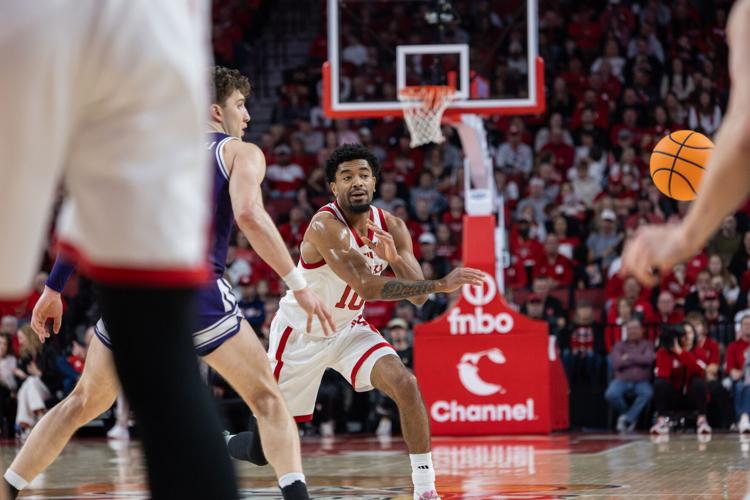 Men's Basketball vs. Northwestern Photo No. 5
