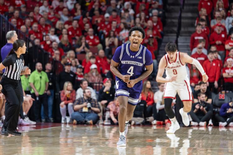 Men's Basketball vs. Northwestern Photo No. 10