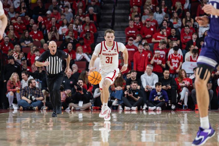 Men's Basketball vs. Northwestern Photo No. 11