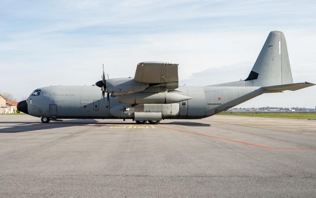 Brindisi: 2,500 aeronautical components belonging to the Tornado, AMX and C-130 fighter-bombers disappeared from the military base, with an estimated value of €17 million