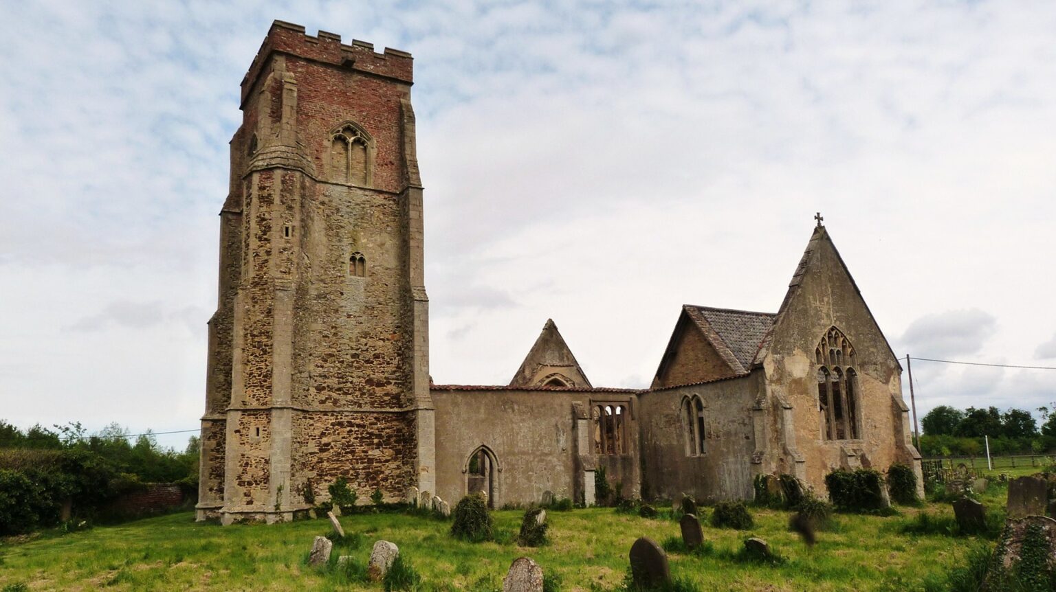 Reform UK say churches are being turned into mosques. Is it true? An empty church