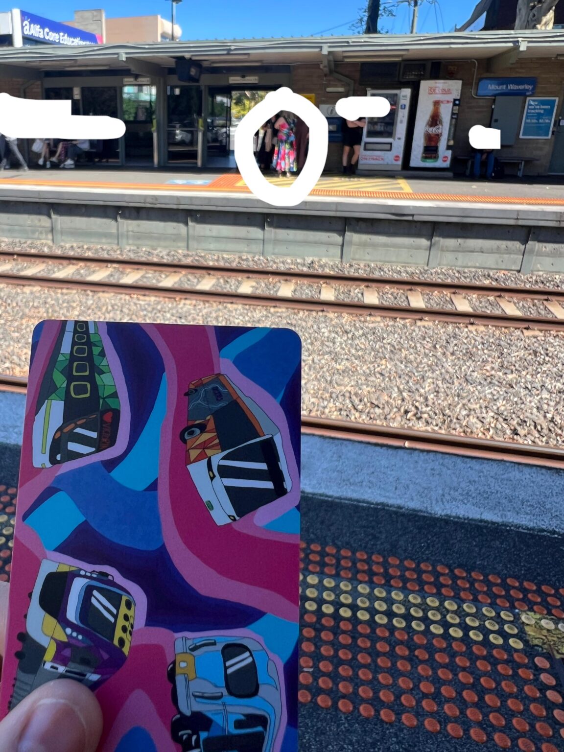 This person’s dress looks like the Youth Myki