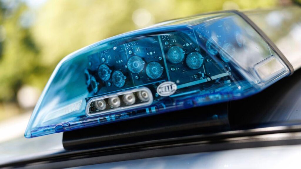Deutsche Bahn: Train attendant dies after attack by passenger