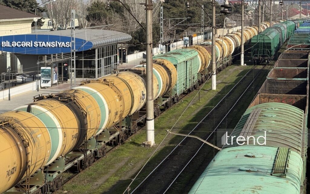 Another 25 wagons with grain sent to Armenia via Azerbaijan