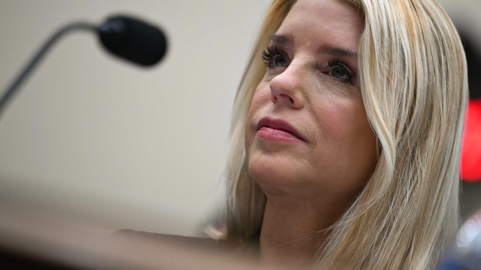 Epstein affair: the American Minister of Justice assures that all the documents “have been published”