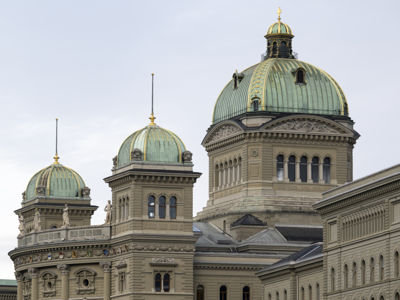 CF: strengthen EUFOR ALTHEA, 12 additional military personnel in 2027