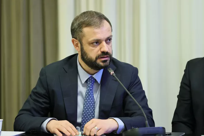 Papoyan: Yerevan Sees Potential for Large-Scale Bilateral Trade with Baku Papoyan: Yerevan Sees Potential for Large-Scale Bilateral Trade with Baku