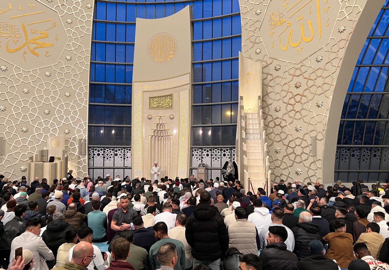 Muslims in Poland seek new centre as community outgrows existing spaces