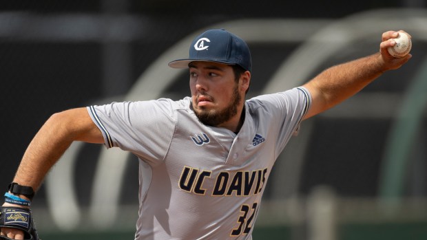 UC Davis relief pitcher Mason Lerma (32) delivers a pitch during an NCAA baseball game against UC Irvine, Saturday, March 16, 2024, in Irvine, Calif. (AP Photo/Kyusung Gong)