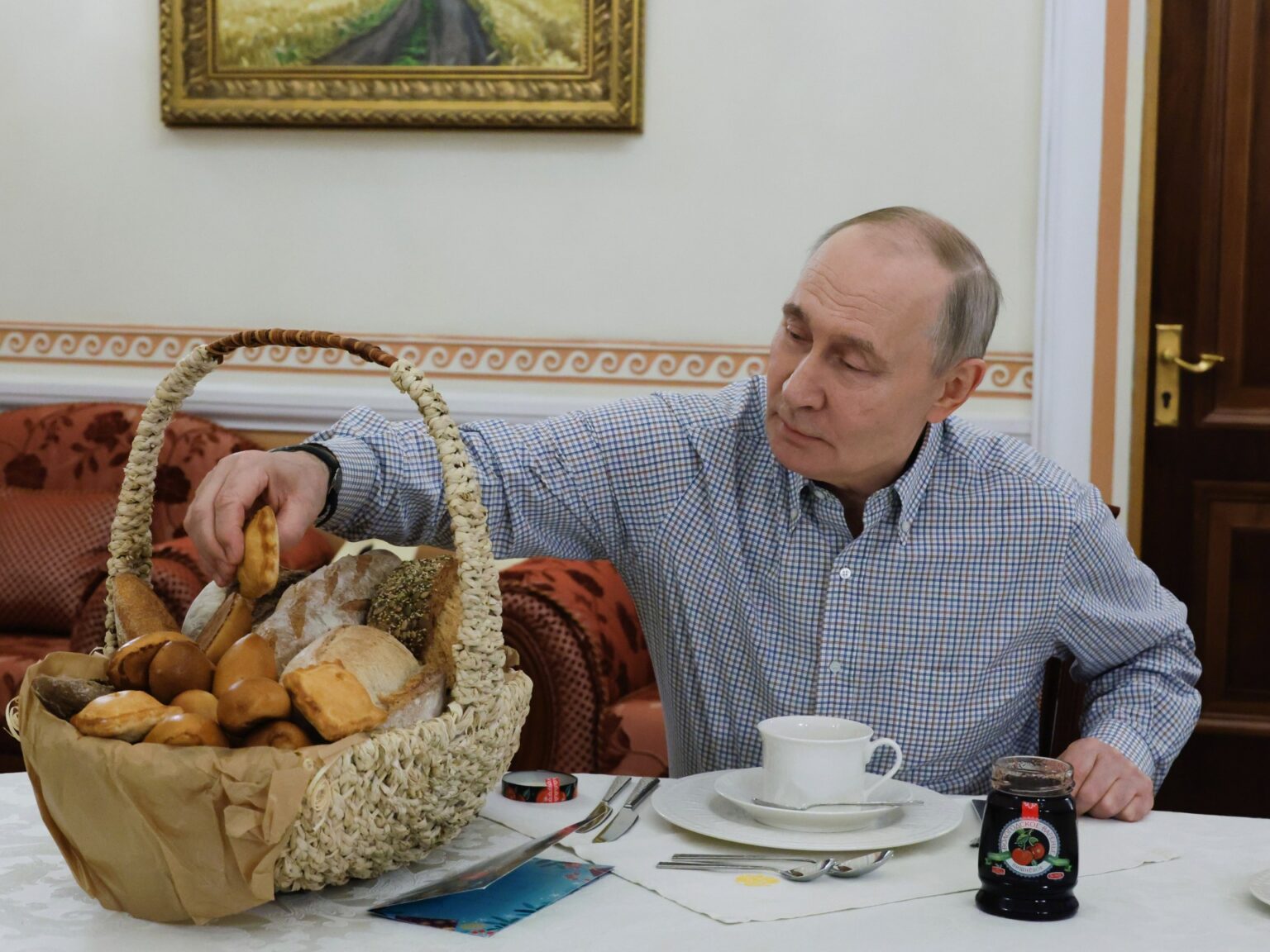 How Putin stays strong in Russia, four years into war in Ukraine | Russia-Ukraine war News