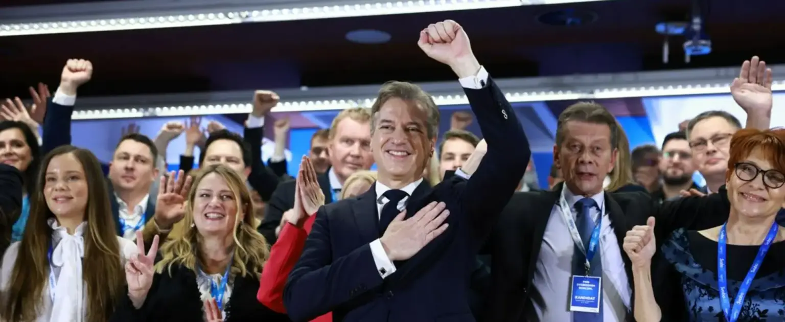 Slovenian liberals launch election bid in showdown with populists