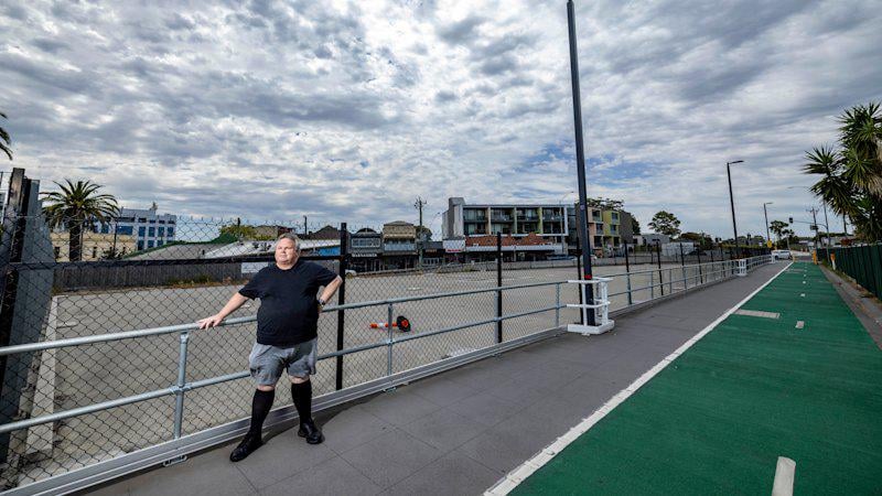 How an ugly debate about level crossing blights Cheltenham’s landscape 10 years on