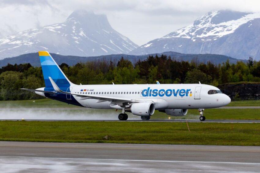 Discover airlines