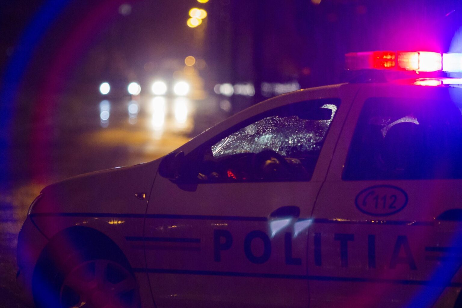 A girl from Bucharest was electrocuted after stepping in a puddle where there were electrical wires broken by a tree