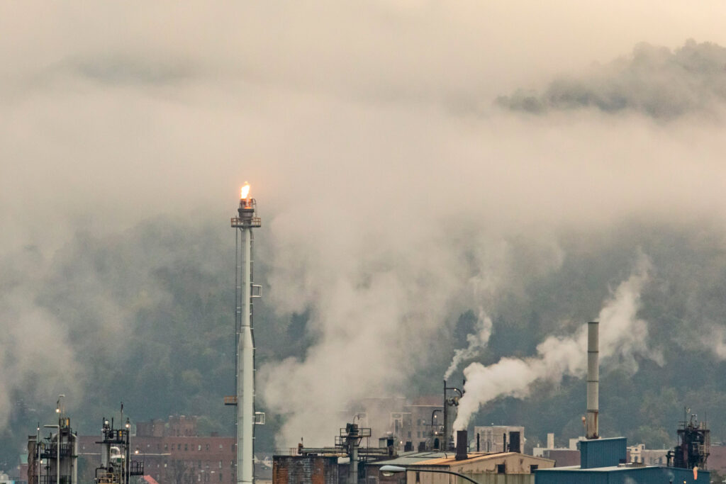 Pennsylvania Must Act to Limit Greenhouse Gases, Lawyers Argue A view of the American Refining Group oil refinery in Bradford, Pa. Credit: Jim West/UCG/Universal Images Group via Getty Images