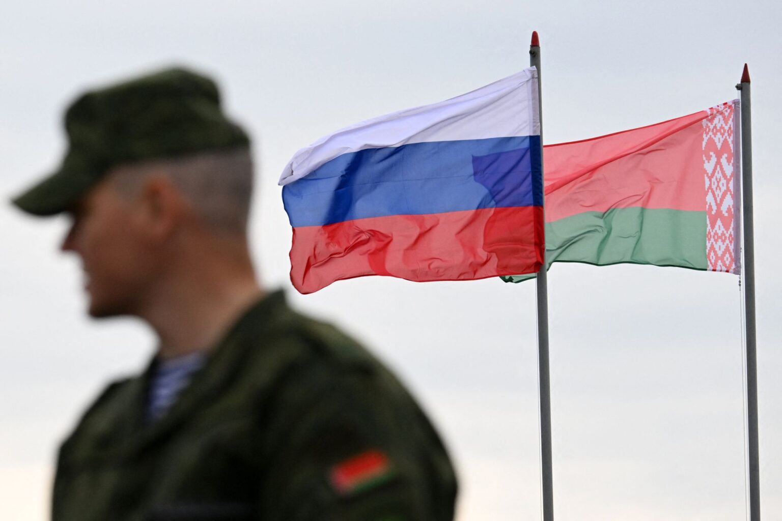 Zelensky warns Belarus can no longer deny involvement as Russian drone repeaters operate there, says future peaceful relations depend on democratic leadership KI logo