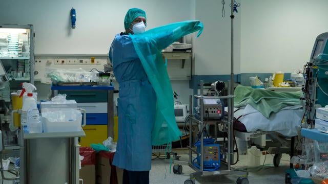 Young doctors in Greece work up to 72 hours a week and record the highest overtime in Europe: Largest pan-European survey reveals systematic overtime and minimal rest