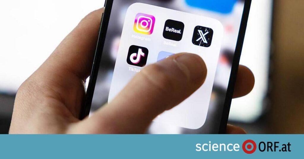Study: X algorithm prefers politically right-wing content | Shortly after Elon Musk took over Twitter, experts examined the social network in 2023: According to the results that have now appeared, X's algorithm prefers politically right-wing content