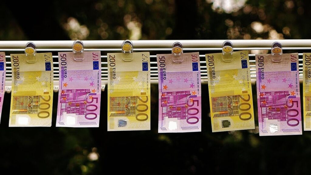 Evaluation of SwissDevJobs: IT salaries in Poland higher than in Germany