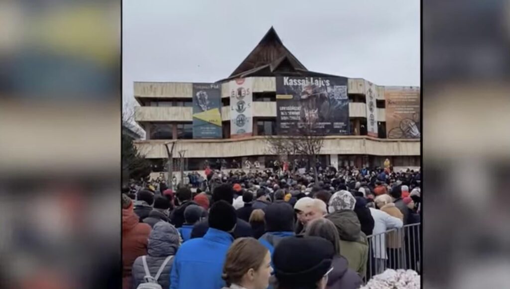 What is happening in the Szeklerland? It started as a demonstration against tax increases, but turned into an anti-UDMR protest