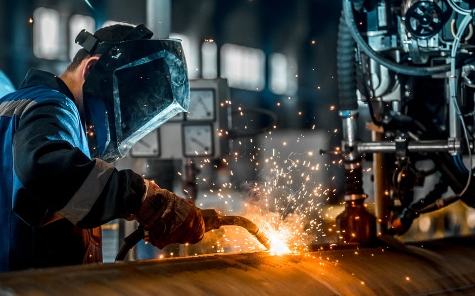 Industrialists urge government and EU to improve business environment