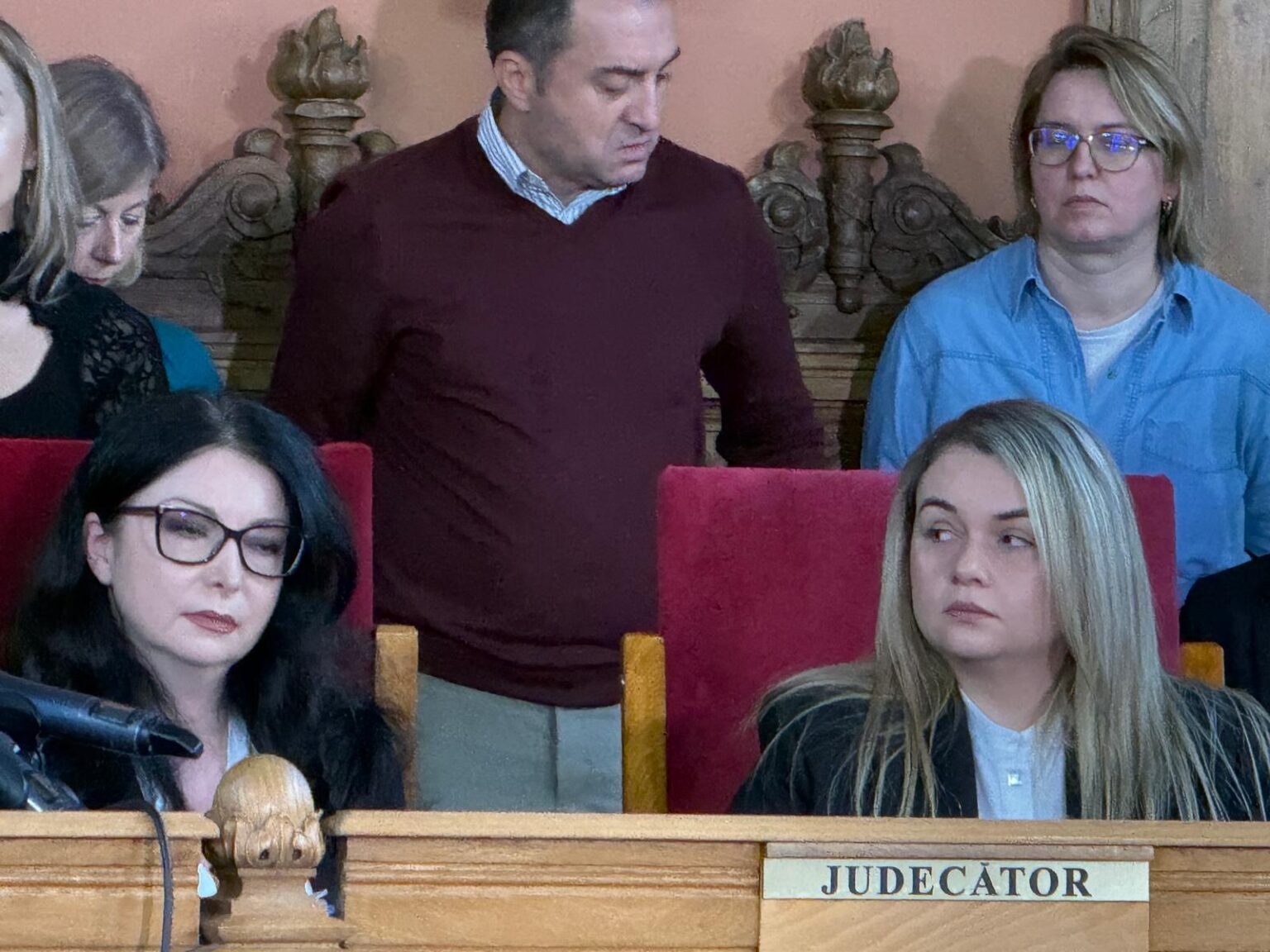 Judge Ionela Tudor - "Ma sunat Lia" - from the Bucharest Court of Appeal is retiring. He is 52 years old