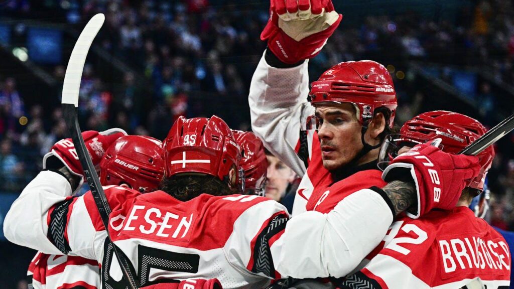 DK leads over the USA! [OL-ishockey: Danmark - USA]