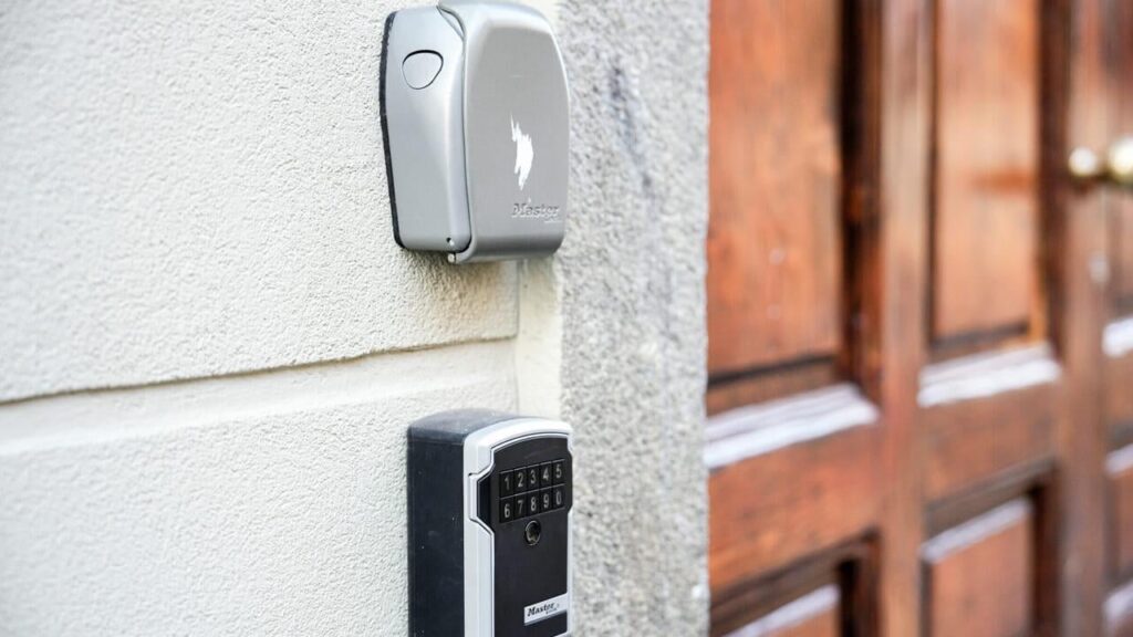 Short-term rentals, the Government is challenging the law just approved by Emilia-Romagna