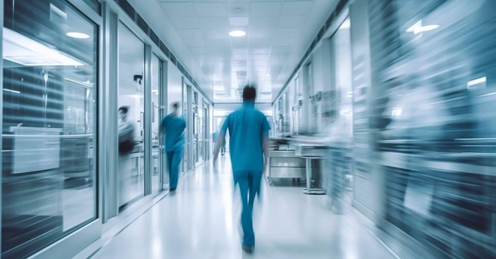 Trump's hard line against Cuba arrives in Calabria: the American administration is calling for the interruption of the program that has brought more than 400 Cuban health workers to Calabria in the last two years. Occhiuto raises: 600 more are needed