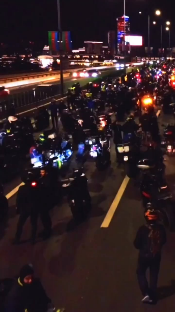 Blocked Gazelle - bikers