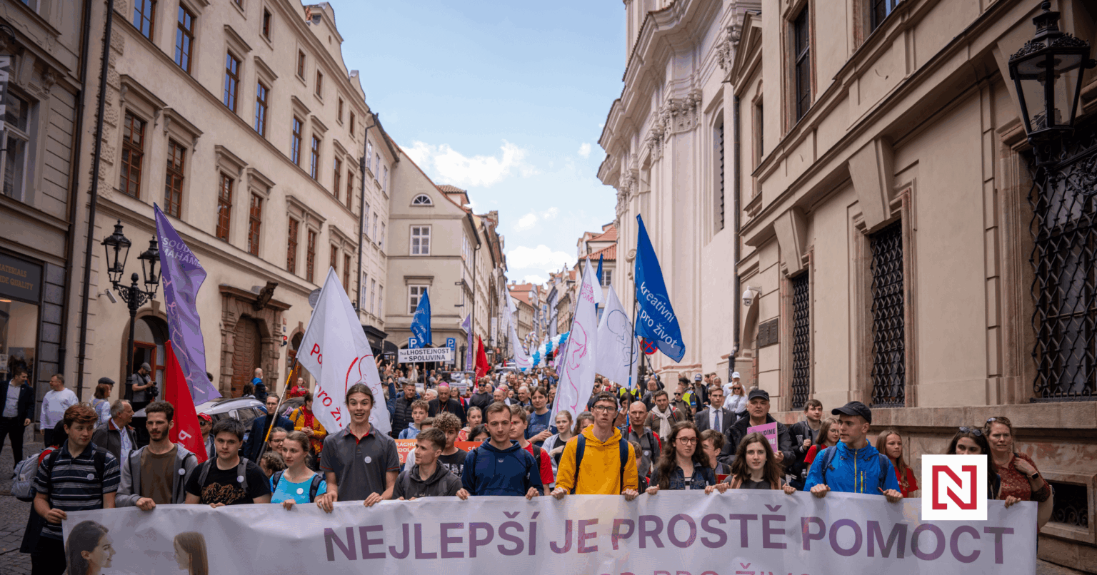 The influence of the anti-abortion association is growing. Babiš's government should look back on his recommendations, the MPs decided