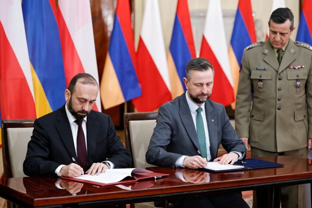 Nikol Pashinyan’s visit to Poland/JAMnews