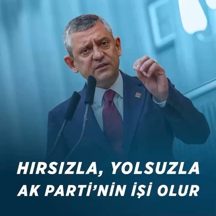 Özgür Özel: "Here are the correspondences that he himself leaked: (...) Will I be ashamed of having written these?"