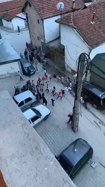 How do children react when the call to prayer for iftar is called