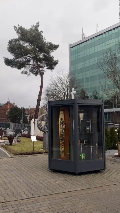 Vending machine with coffins in Kraków.