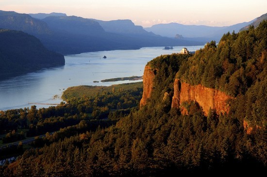 Oregon-Columbia-River-Gorge.jpg