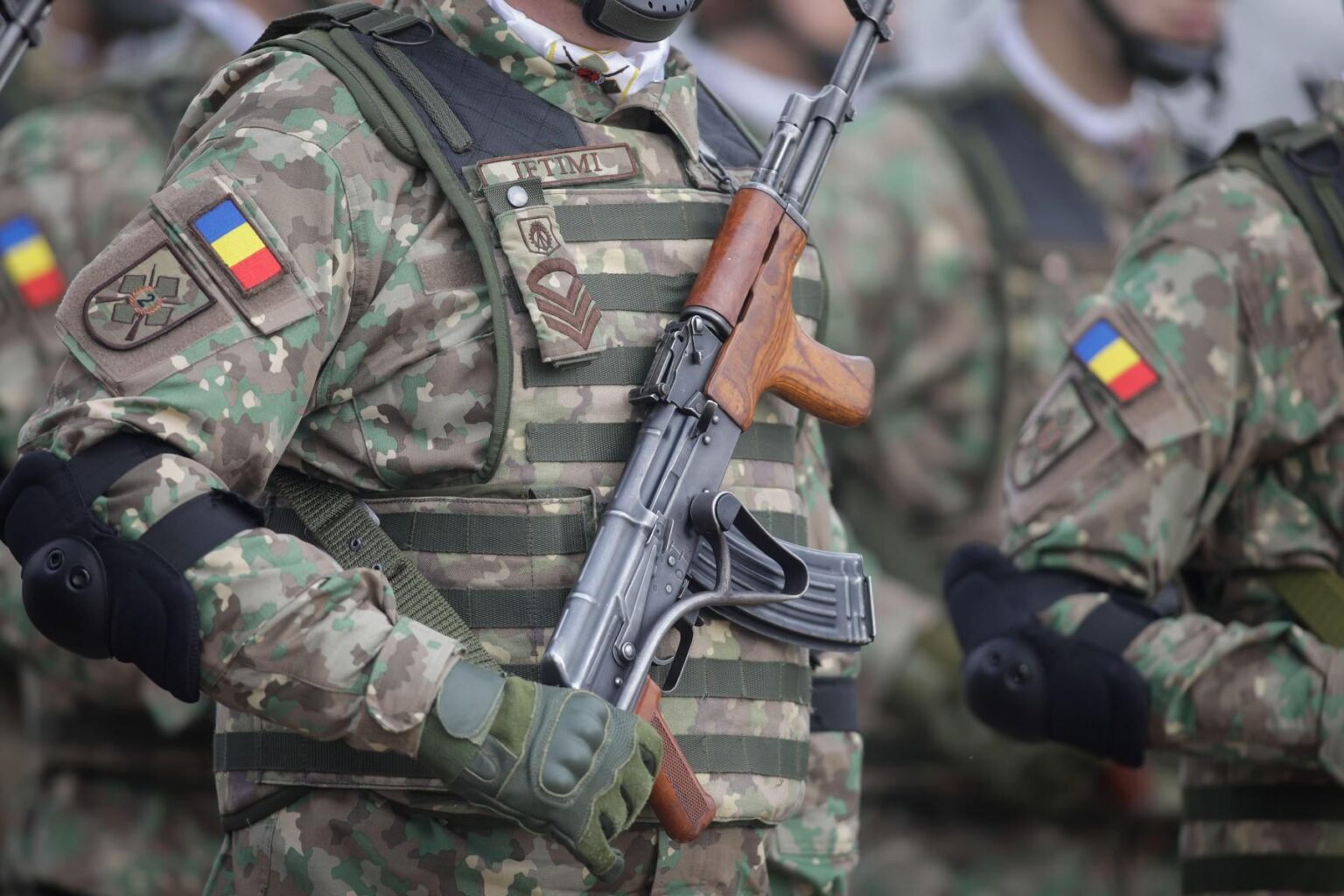 Radu Miruță: MApN reports DNA after a control at the battalion in Satu Mare / Accusations of rigged contests, invented missions for settlements and increased pensions, illegal deforestation and network of illegal shops