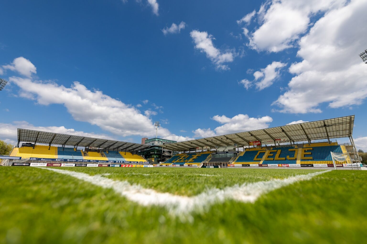 Around 100 Albanian fans in support of Drita tonight in Slovenia