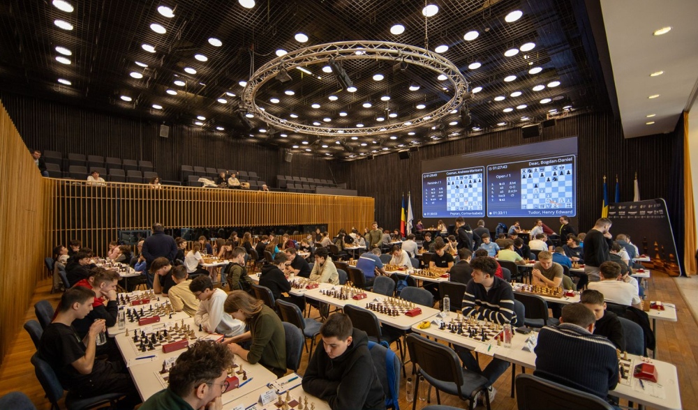Bogdan-Daniel Deac and Corina-Isabela Peptan claim titles – International Chess Federation