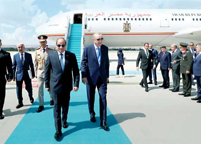 Egypt and Turkey sign military agreement in Cairo