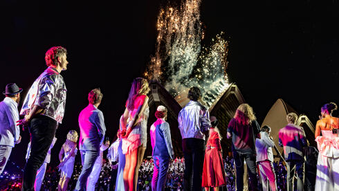 Jewish musicians perform in Hebrew at Australia Day concert, marking historic first Jewish musicians perform in Hebrew at Australia Day concert, marking historic first