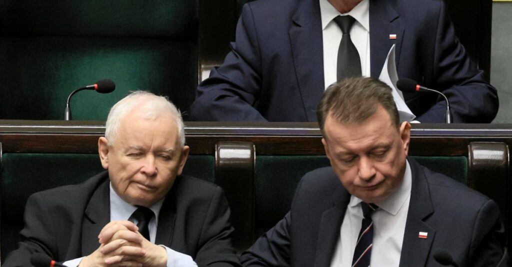 The row over SAFE. Why does PiS want to keep billions for Polish defense (oko.press analyzes the fight of PiS politicians with the SAFE program and discusses the factors in the background)