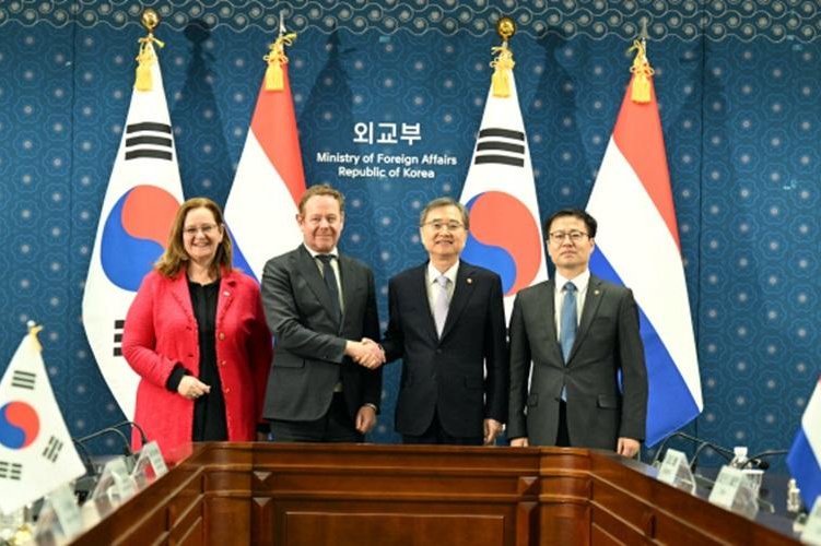 South Korea, Netherlands hold 2+2 talks on chips, supply chains